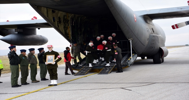 İstanbulda askeri helikopterin düşmesi