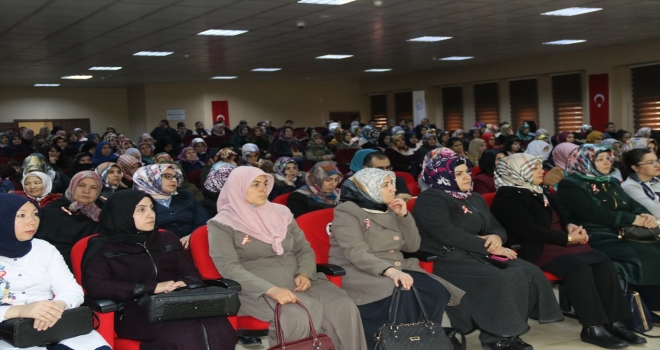 Ercişte aile içi iletişim konferansı