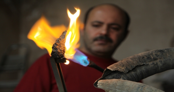 Selçuklu motiflerini bastona yansıtıyor 