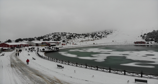 Erzincan Ergan Dağında kayak sezonu açıldı