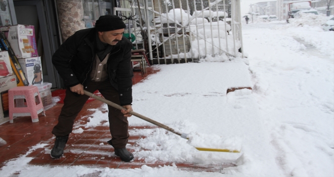 Hakkarinin iki ilçesinde eğitime ara verildi