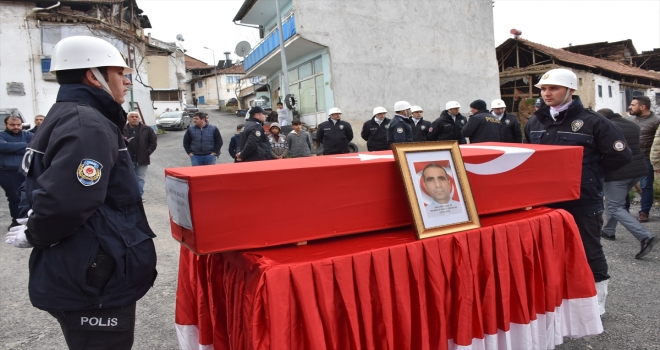 Malatyada trafik kazasında hayatını kaybeden polis defnedildi