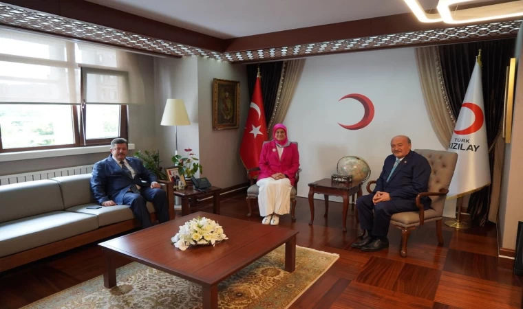 Karaman'dan Kızılay Genel Başkanına ziyaret