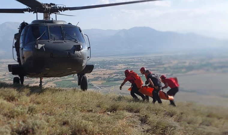 Araştırma Yaparken Yaralanan Jeoloji Mühendisi Helikopterle Kurtarıldı