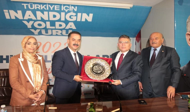 Sivas Milletvekili Abdullah Güler Erzincan'da