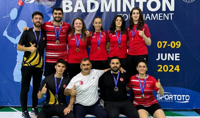 Badmintoncularımız Yine Gururlandırdı