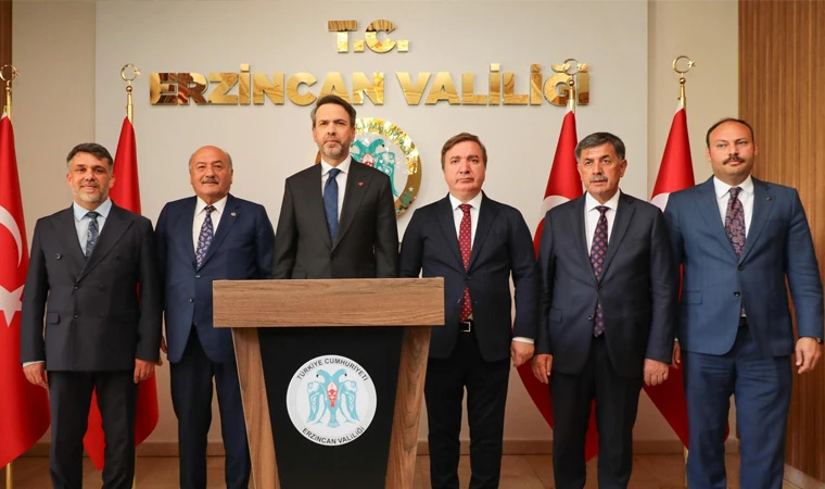 Enerji ve Tabii Kaynaklar Bakanı Alparslan Bayraktar Erzincan'da