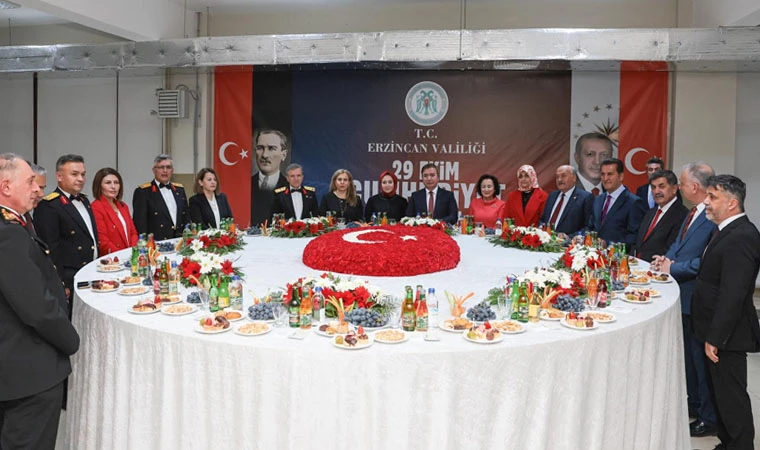 Cumhuriyet Bayramı Resepsiyonu Düzenlendi