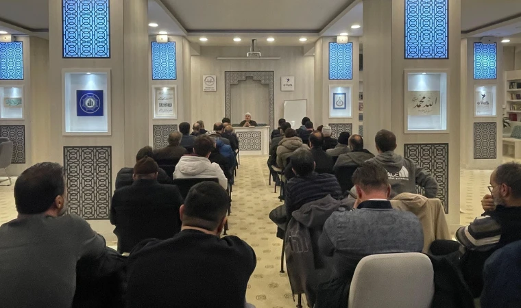 Gülabibey Gençlik Merkezi Çarşamba Sohbetleri Devam Ediyor