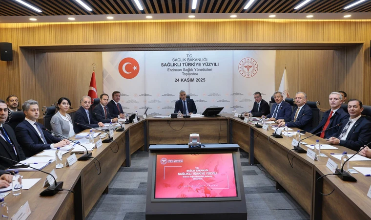 “Sağlıklı Türkiye Yüzyılı Erzincan Sağlık Yöneticileri Toplantısı” Gerçekleştirildi