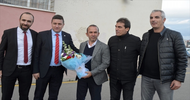 Mehmet Özdilek öğrencilerle buluştu