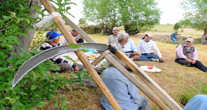 Asırlardır kat kat geleneğini sürdürüyorlar