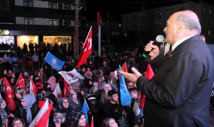 AK Parti Milletvekili adayları Kavakyolu sakinleriyle buluştu