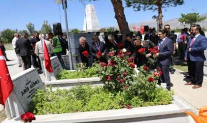 Garnizon Şehitliğinde Anma Programı