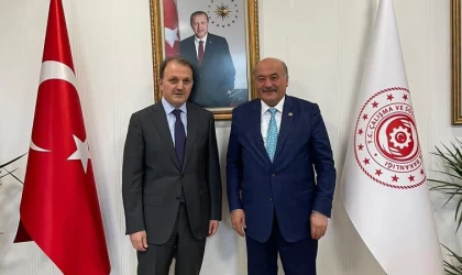 Karaman: "Her Saniyemiz, Her dakikamız Erzincan için"