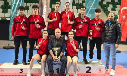 Erzincan Spor Lisesi erkek takımı Türkiye Dördüncüsü oldu