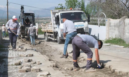 Erzincan Belediyesi’nden Bozulan Yollara Hızlı Müdahale
