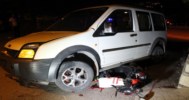 Otomobil ile motosiklet çarpıştı: 1 ölü, 1 yaralı