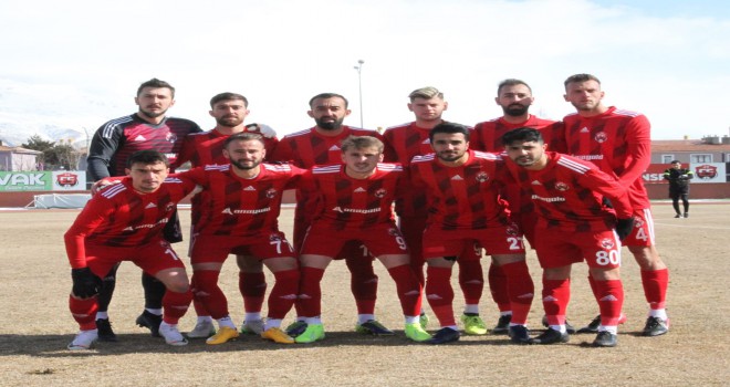 ES ES ŞAMPİYONLUK PEŞİNDE