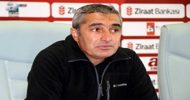 SARIGÜL OYUNCULARINI TEBRİK ETTİ