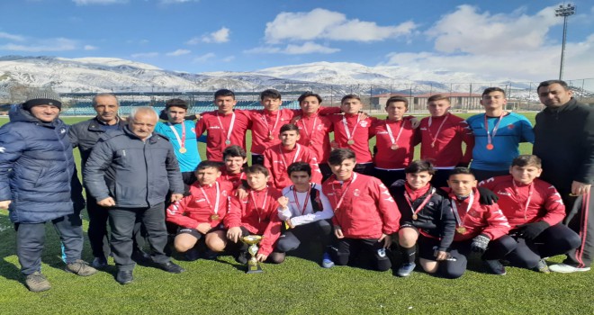 ERZ ENERJİ BELEDİYESPOR ŞAMPİYON OLDU